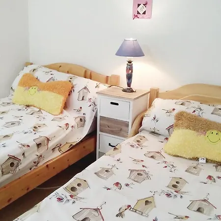 Casa vacanze Nice In Sur Mer With Kitchenette *
